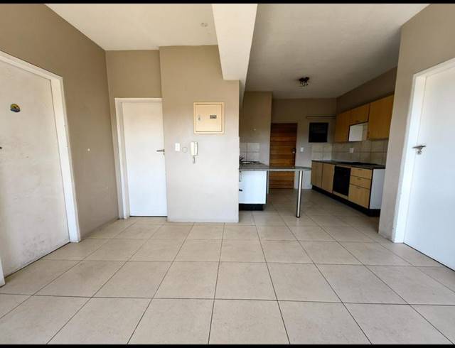 2 BEDROOM PROPERTY TO RENT IN BRAAMFONTEIN